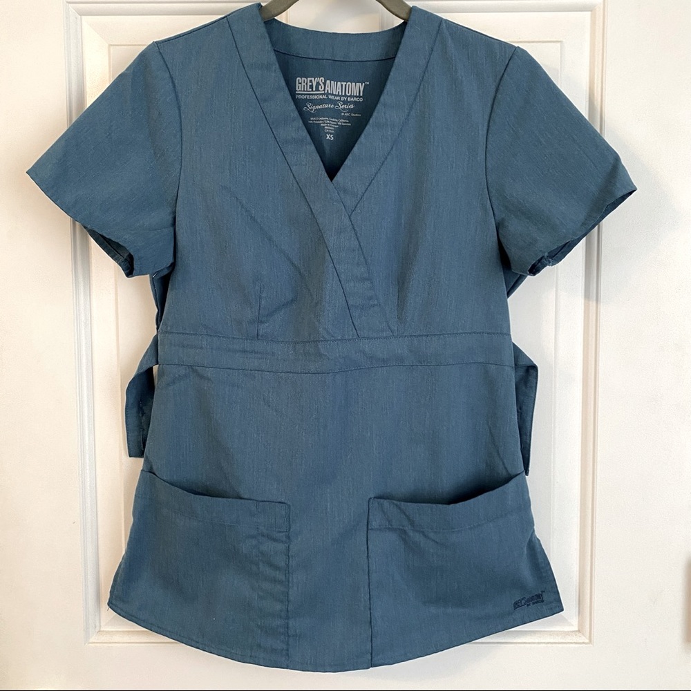 Grey's Anatomy Signature Series Mock Wrap Scrub Top 2153